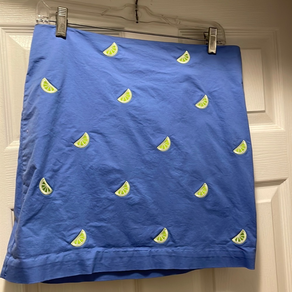 Vineyard vines lime skirt